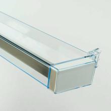 Midterste dørhylde til køleskab fra Bosch og SIemens - transparent med hvide ender.